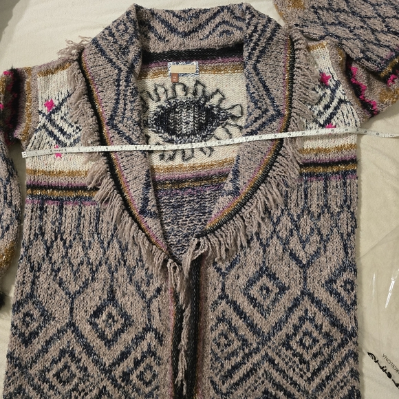 EUC Anthropologie Pink and Gray Patterned Cardigan Size XS/S - Picture 13 of 14